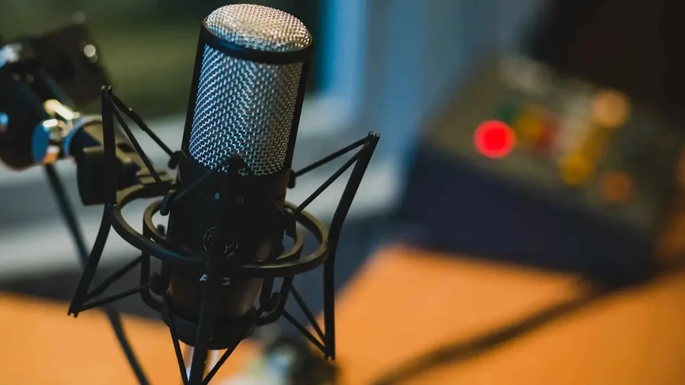 En İyi 7 WordPress Podcast Eklentisi (2026)